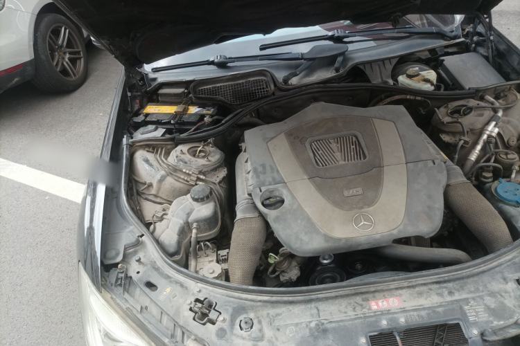 Used Mercedes-Benz S-Class 2010 S 350 L Luxury Model Engine Bay Right