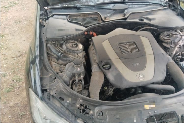 Used Mercedes-Benz S-Class 2010 S 400 L HYBRID Engine Bay Right