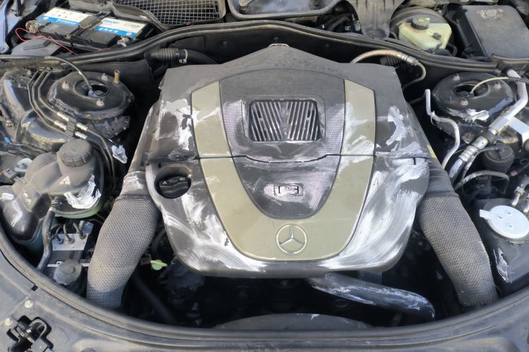 Used Mercedes-Benz S-Class 2010 S 350 L Luxury Model Engine Bay