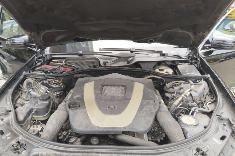 Used Mercedes-Benz S-Class 2010 S 300 L Prestige Edition Engine Bay