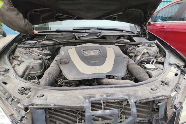 Used Mercedes-Benz S-Class 2010 S 300 L Prestige Edition Engine Bay