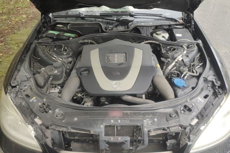 Used Mercedes-Benz S-Class 2010 S 300 L Business Model Engine Bay