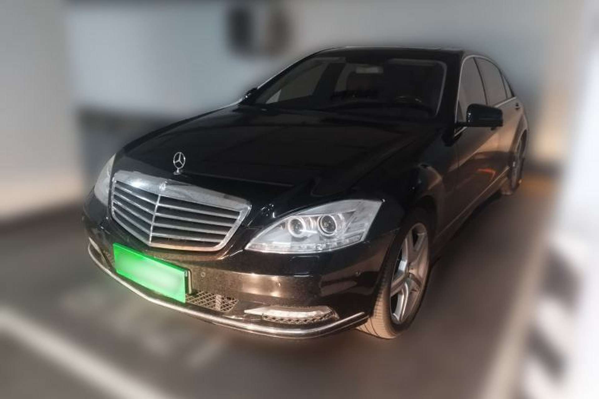 Used Mercedes-Benz S-Class  Front Left 45 Deg