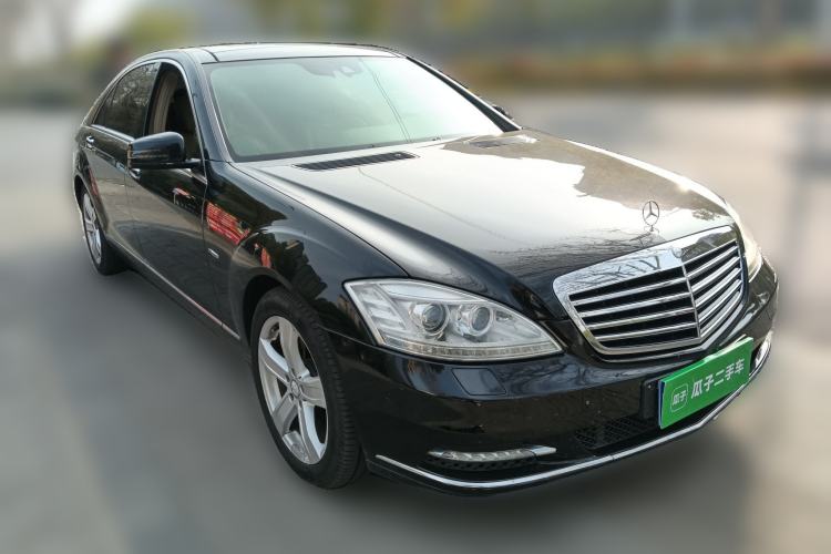 Used Mercedes-Benz S-Class 2010 S 400 L HYBRID Front Right 45 Deg