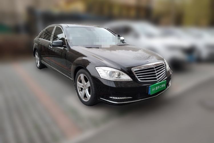 Used Mercedes-Benz S-Class 2010 S 300 L Luxury Model Front Right 45 Deg