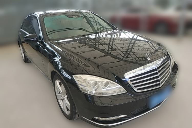 Used Mercedes-Benz S-Class 2010 S 350 L Luxury Model Front Right 45 Deg