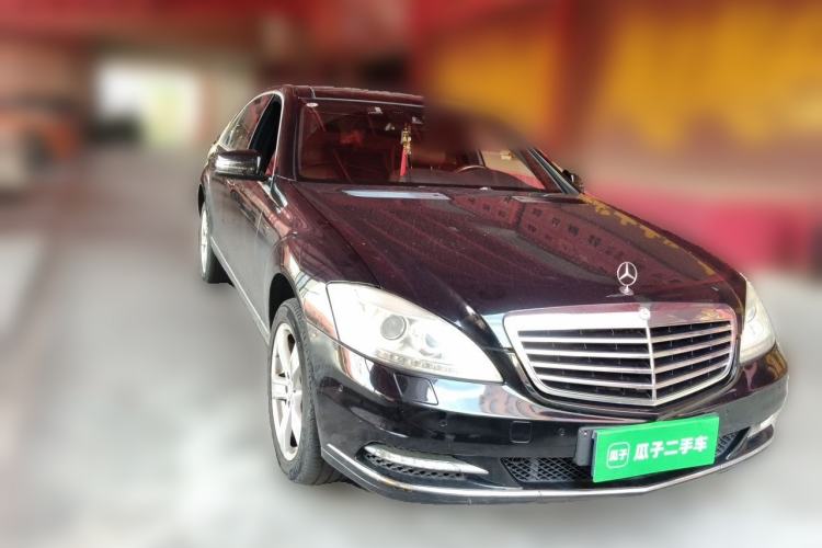Used Mercedes-Benz S-Class 2010 S 350 L Luxury Model Front Right 45 Deg