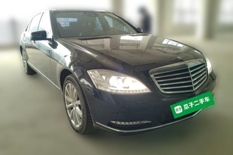 Used Mercedes-Benz S-Class 2010 S 300 L Luxury Model Front Right 45 Deg