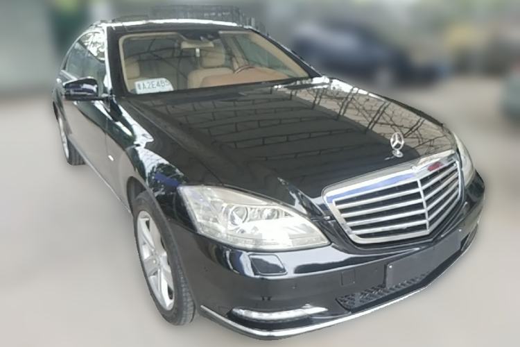 Used Mercedes-Benz S-Class 2010 S 400 L HYBRID Front Right 45 Deg