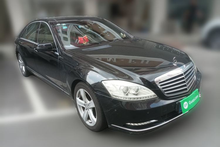 Used Mercedes-Benz S-Class 2010 S 350 L Luxury Model Front Right 45 Deg