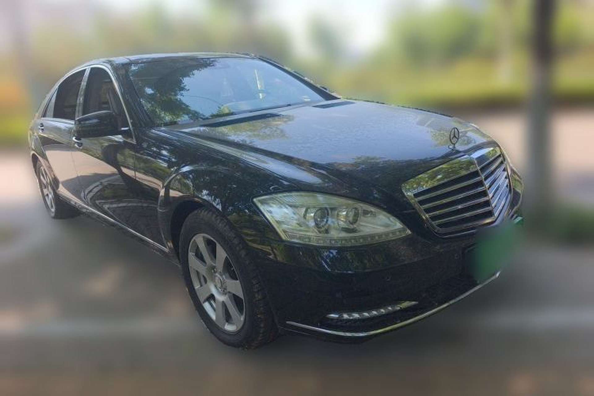 Used Mercedes-Benz S-Class 2010 S 300 L Business Model Front Right 45 Deg