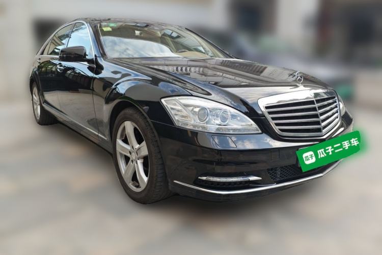 Used Mercedes-Benz S-Class 2010 S 300 L Luxury Model Front Right 45 Deg