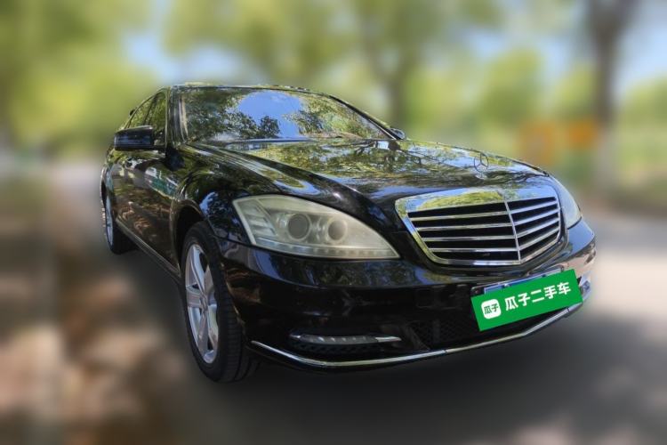 Used Mercedes-Benz S-Class 2010 S 350 L Luxury Model Front Right 45 Deg