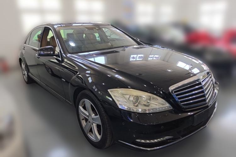 Used Mercedes-Benz S-Class 2010 S 400 L HYBRID Front Right 45 Deg