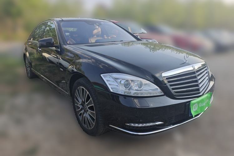 Used Mercedes-Benz S-Class 2010 S 400 L HYBRID Front Right 45 Deg
