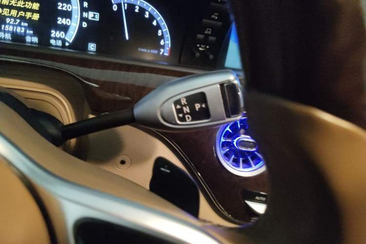 Used Mercedes-Benz S-Class 2010 S 300 L Business Model Gear Lever