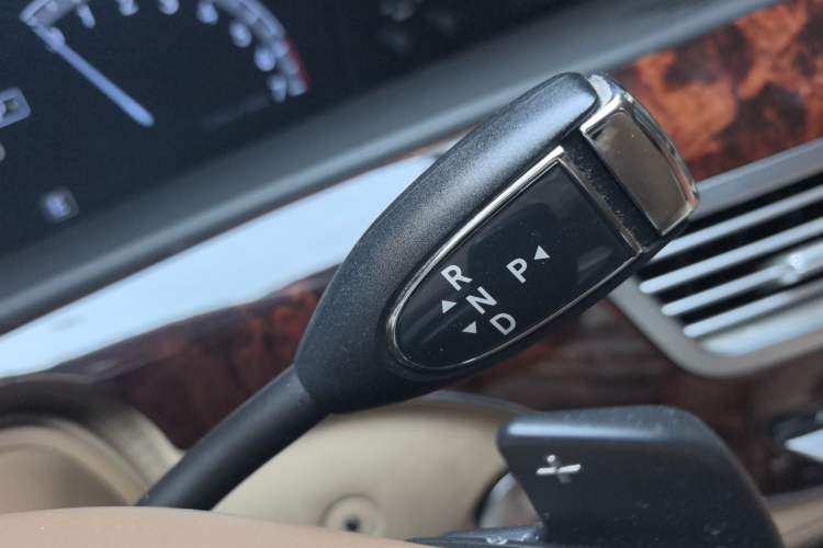 Used Mercedes-Benz S-Class 2010 S 600 L Gear Lever
