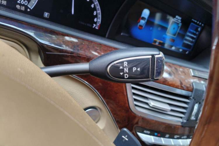 Used Mercedes-Benz S-Class 2010 S 350 L Luxury Model Gear Lever