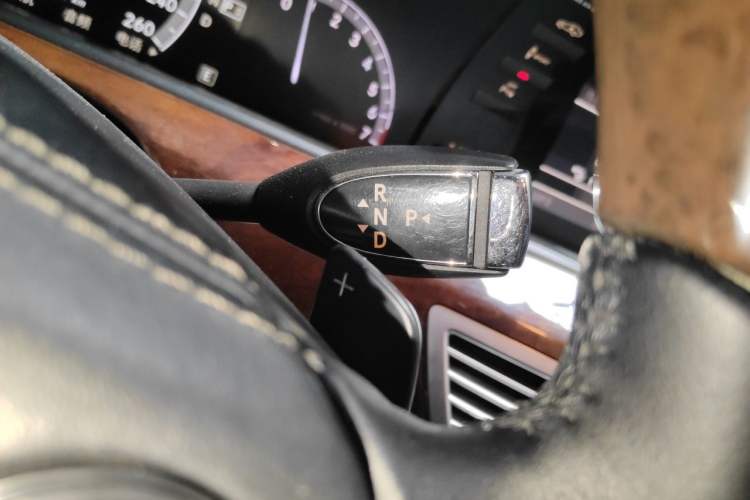 Used Mercedes-Benz S-Class 2010 S 350 L 4MATIC Gear Lever