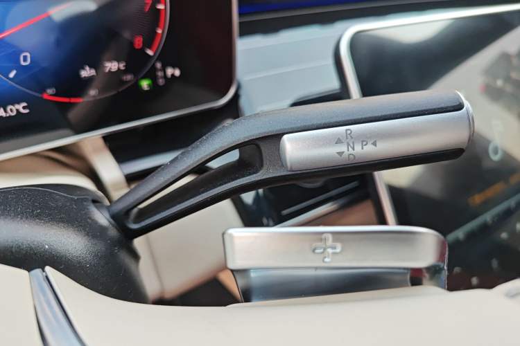 Used Mercedes-Benz S-Class 2010 S 300 L Business Model Gear Lever