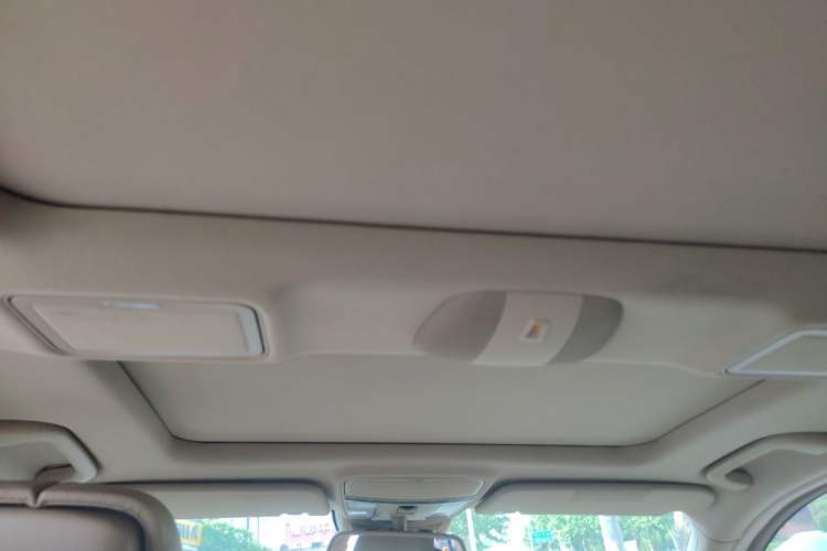 Used Mercedes-Benz S-Class 2010 S 300 L Luxury Model Headliner