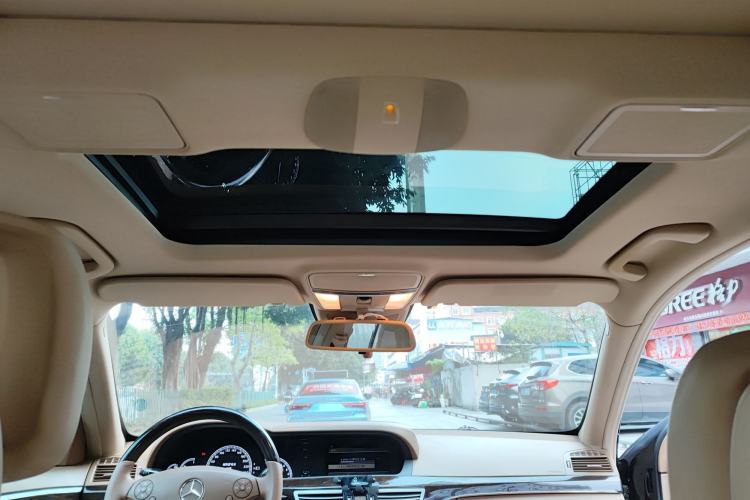 Used Mercedes-Benz S-Class 2010 S 300 L Business Model Headliner