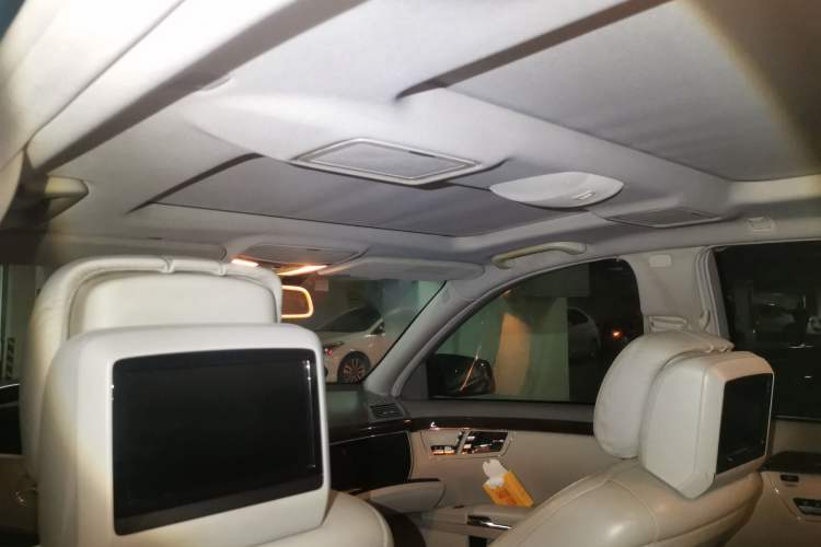 Used Mercedes-Benz S-Class 2010 S 300 L Business Model Headliner