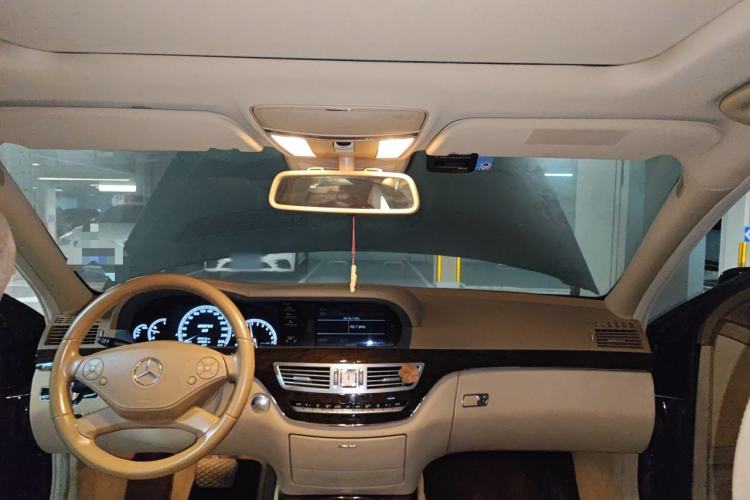 Used Mercedes-Benz S-Class 2010 S 300 L Business Model Headliner