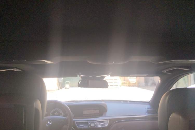 Used Mercedes-Benz S-Class 2010 S 300 L Luxury Model Headliner