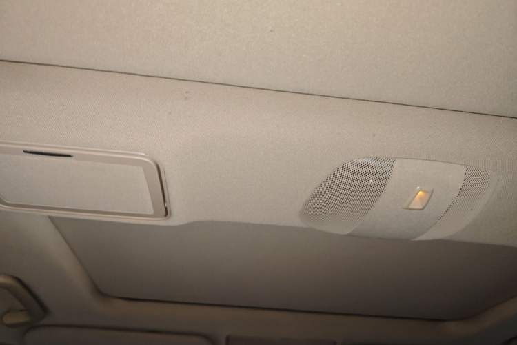 Used Mercedes-Benz S-Class 2010 S 300 L Luxury Model Headliner