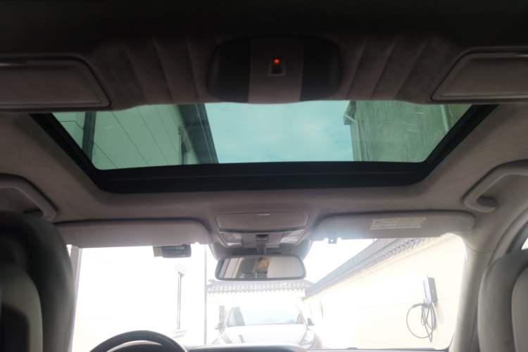 Used Mercedes-Benz S-Class 2010 S 600 L Headliner