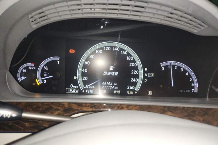 Used Mercedes-Benz S-Class 2010 S 300 L Luxury Model Instrument Cluster