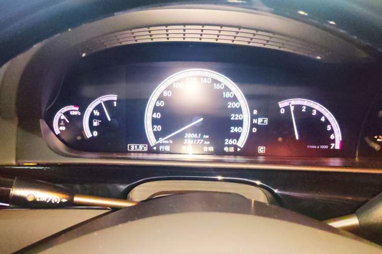 Used Mercedes-Benz S-Class 2010 S 300 L Luxury Model Instrument Cluster