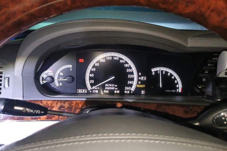 Used Mercedes-Benz S-Class 2010 S 400 L HYBRID Instrument Cluster
