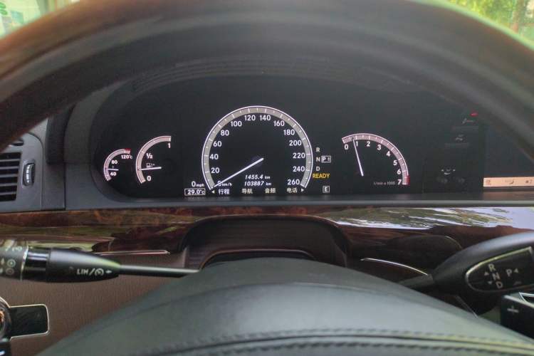 Used Mercedes-Benz S-Class 2010 S 400 L HYBRID Instrument Cluster