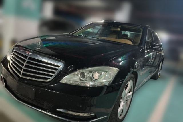 Mercedes-Benz S-Class 2010 S 400 L HYBRID مستعملة