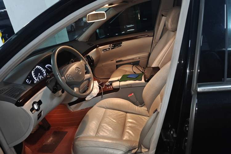 Used Mercedes-Benz S-Class 2010 S 350 L Luxury Model Left Front Seat