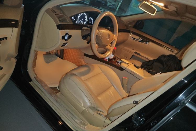 Used Mercedes-Benz S-Class 2010 S 300 L Luxury Model Left Front Seat