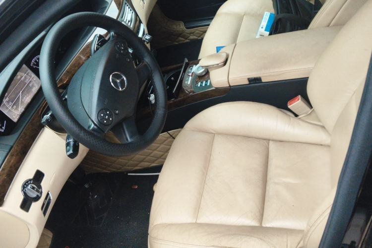 Used Mercedes-Benz S-Class 2010 S 300 L Business Model Left Front Seat