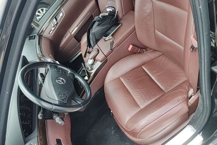 Used Mercedes-Benz S-Class 2010 S 300 L Luxury Model Left Front Seat