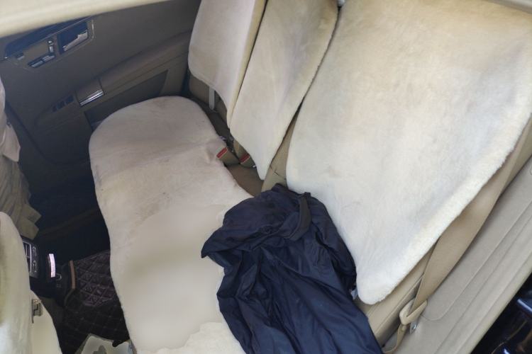 Used Mercedes-Benz S-Class 2010 S 300 L Luxury Model Left Rear Seat