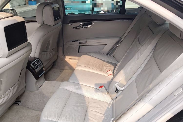 Used Mercedes-Benz S-Class 2010 S 400 L HYBRID Left Rear Seat