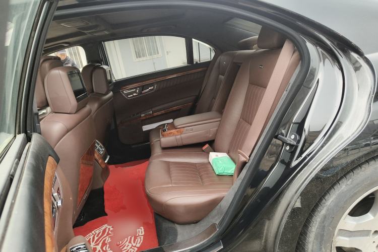 Used Mercedes-Benz S-Class 2010 S 600 L Left Rear Seat