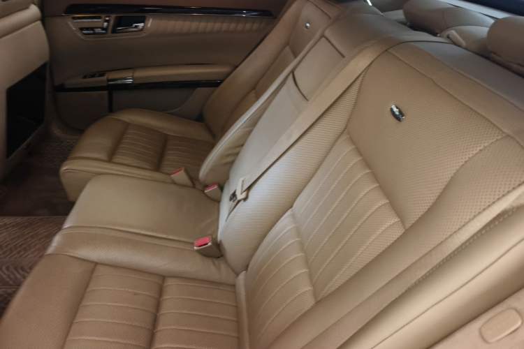 Used Mercedes-Benz S-Class 2010 S 600 L Left Rear Seat