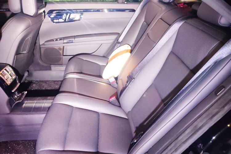 Used Mercedes-Benz S-Class 2010 S 300 L Luxury Model Left Rear Seat
