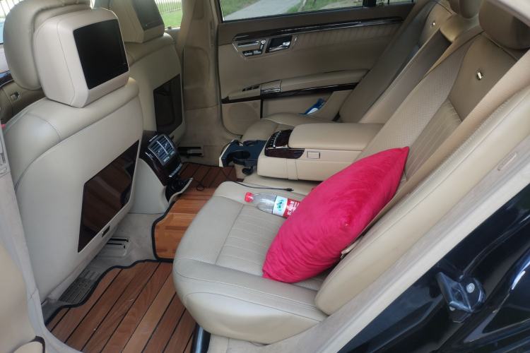 Used Mercedes-Benz S-Class 2010 S 600 L Left Rear Seat