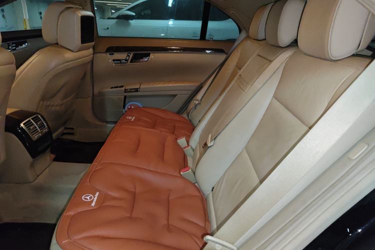 Used Mercedes-Benz S-Class 2010 S 300 L Business Model Left Rear Seat