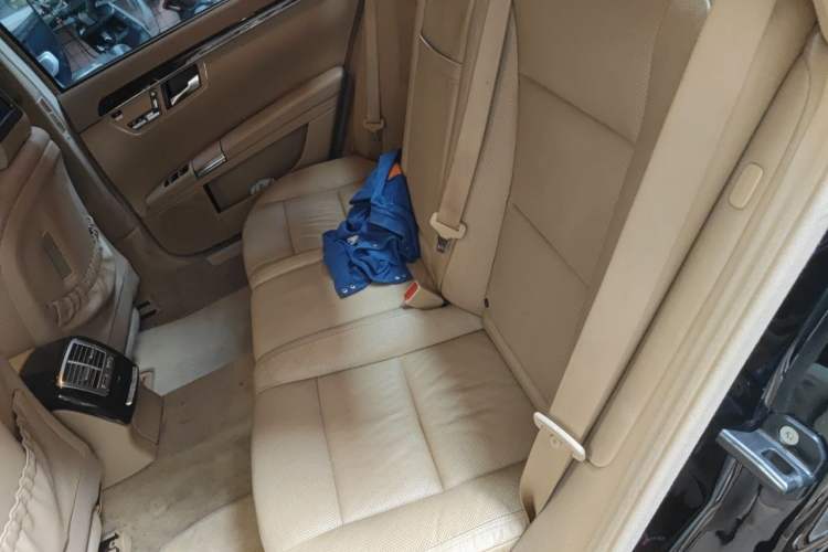 Used Mercedes-Benz S-Class 2010 S 400 L HYBRID Left Rear Seat