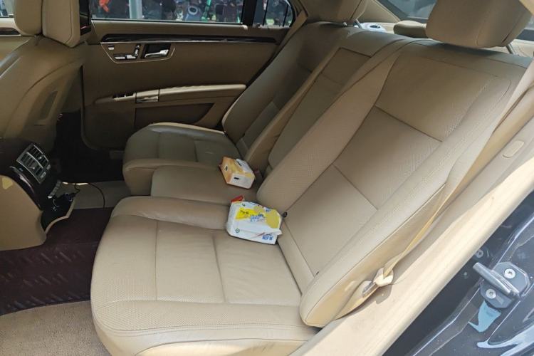 Used Mercedes-Benz S-Class 2010 S 400 L HYBRID Left Rear Seat
