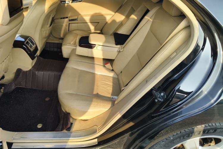 Used Mercedes-Benz S-Class 2010 S 400 L HYBRID Left Rear Seat